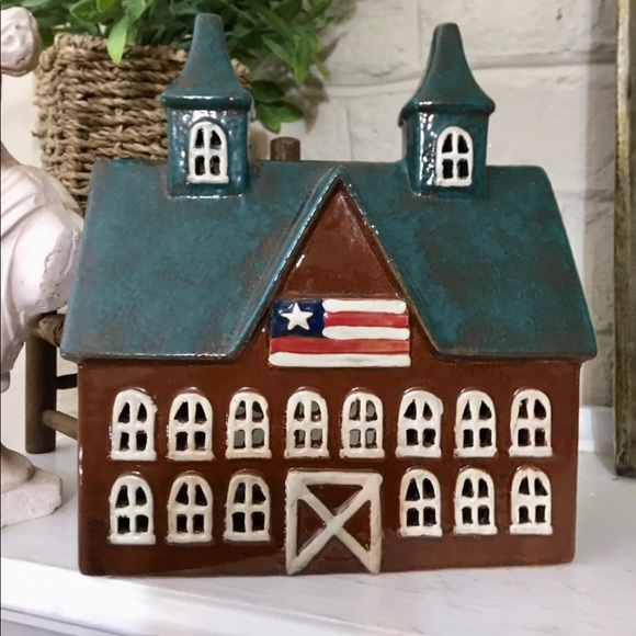 Farmhouse Barn Tea Light Votive Candle Holder Large Primitive NWT - Picture 1 of 7